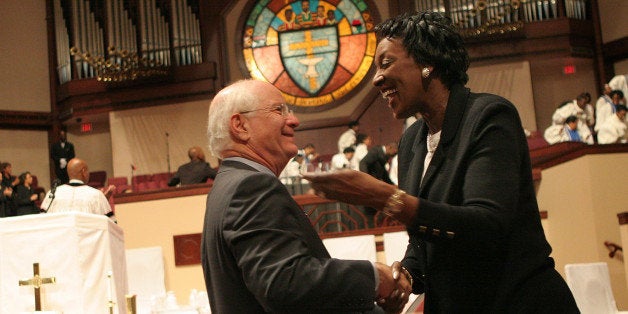 SLUG: ME-CARDIN PHOTOGRAPHER: NIKKI KAHN/THE WASHINGTON POST DATE: 11/5/2006 Ebenezer AME Church, Fort Washington, MD Democratic candidate for Maryland senator, U.S. Congressman Ben Cardin is greeted warmly by Minister Gwendolyn Boyd at Ebenezer AME Church in Fort Washington, Maryland, on Sunday, November 5, 2006. (Photo by Nikki Kahn/The Washington Post/Getty Images)