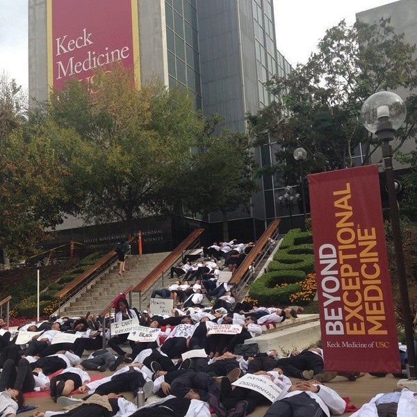 100 medical students at the USC Keck School of Medicine participated in a protest.