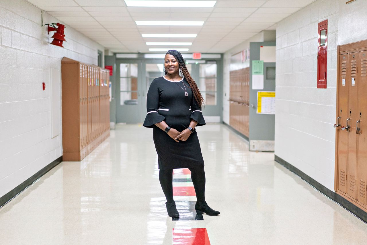 Linda Wilson, a second-grade teacher at Trewyn Middle School in Peoria, said, “No one from the union had taken the time to really listen and engage before.”