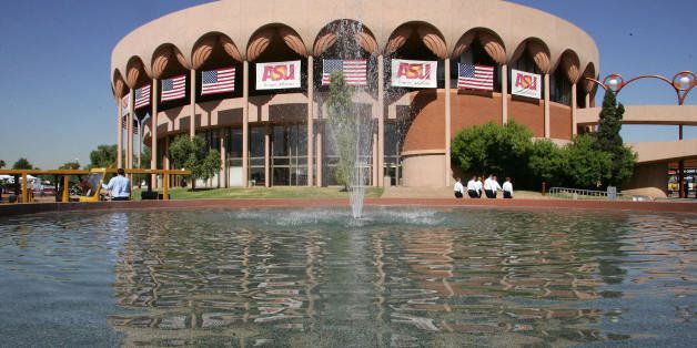 TEMPE, UNITED STATES: A view of the Gammage Auditorium on the campus of Arizona State University (ASU) 13 October 2004 in Tempe, Az, where the third and last presidential debate between George W. Bush and Democratic challenger John Kerry will be held later 3 October 2004. AFP PHOTO / Robyn Beck (Photo credit should read ROBYN BECK/AFP/Getty Images)