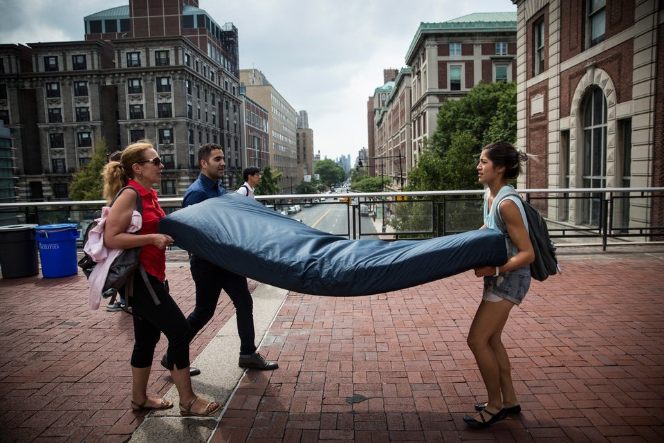 Columbia Student Carries Mattress Around Campus Until Her Alleged Rapist Is Expelled