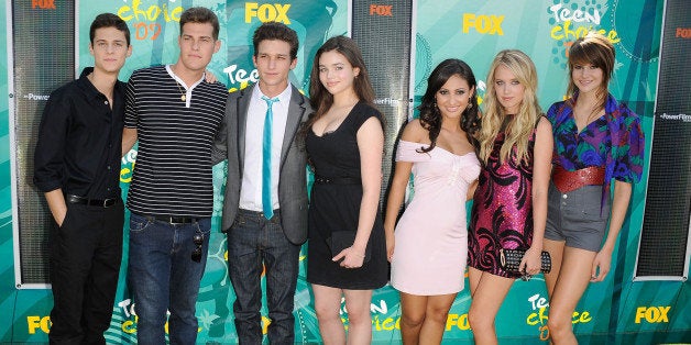 UNIVERSAL CITY, CA - AUGUST 09: (L-R) Actors Ken Baumann, Greg Finley, Daren Kagasoff, India Eisley, Francia Raisa, Megan Park and Shailene Woodley from 'The Secret Life of the American Teenager' arrive at the 2009 Teen Choice Awards held at Gibson Amphitheatre on August 9, 2009 in Universal City, California. (Photo by Frazer Harrison/Getty Images)