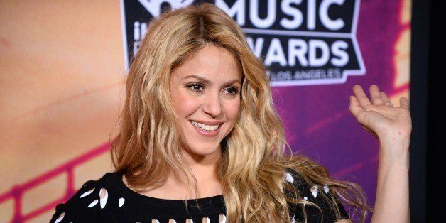 Shakira poses in the press room at the iHeartRadio Music Awards at the Shrine Auditorium on Thursday, May 1, 2014, in Los Angeles. (Photo by Jordan Strauss/Invision/AP)