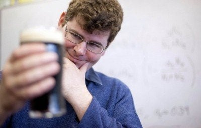 Mystery of Guinness Stout Bubbles Solved, Beer Physics