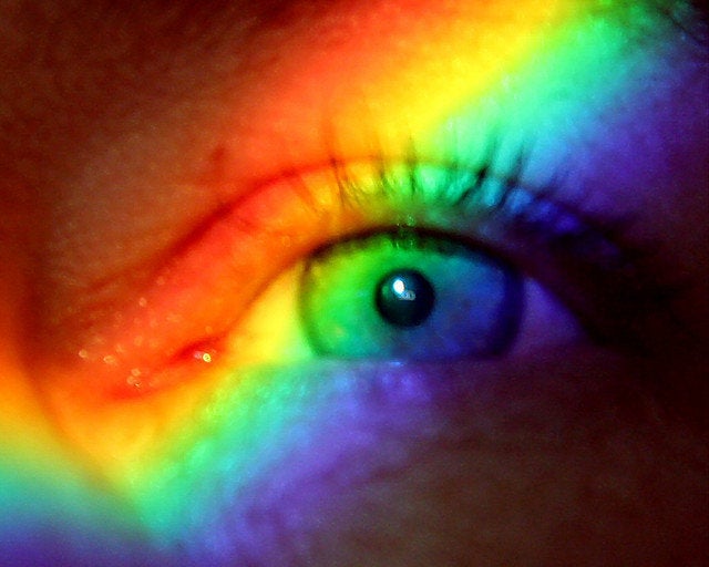 Tetrachromatic 'Super Vision' May Help Some Women See 100 Million Colors, Neuroscientists Say | HuffPost Impact