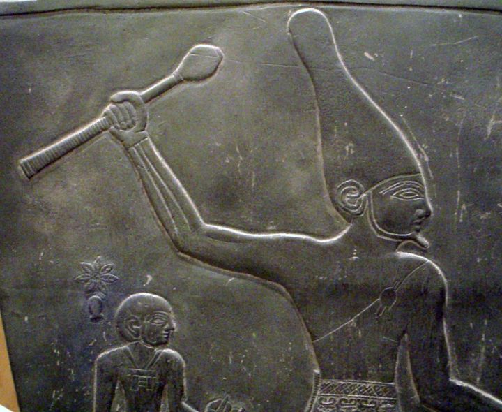 Description Close-up of the pharaoh Narmer, from a full-sized facsimile of the original Narmer Palette in Cairo, this version residing in ... 