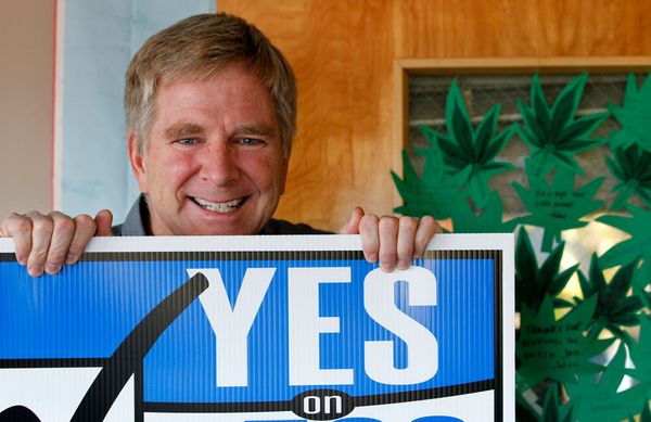 <a href="http://www.laweekly.com/2012-04-12/art-books/rick-steves-pot-marijuana-advocate/" target="_blank">"I have used canna