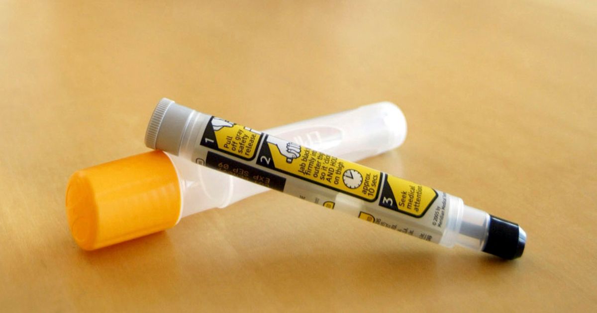 EpiPen Users Told To Use Device Beyond Expiry Date | HuffPost UK News