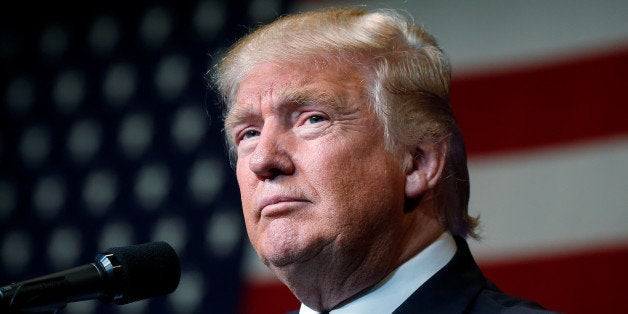 Republican presidential nominee Donald Trump holds a campaign event in Eau Claire, Wisconsin U.S. November 1, 2016. REUTER