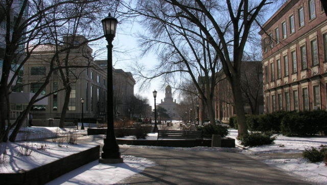 title File%3ACleary_Walkway_with_the_Old_Capitol_in_the_background%2C_University_of_Iowa. JPG here. All following user names refer to en. ... 