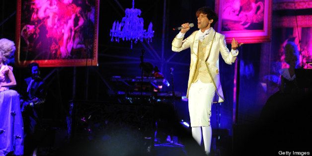 COMPIEGNE, FRANCE - JULY 09: Lebanese-born British singer Mika performs live in Compiegne, his only concert in France during his European Tour to promote his new album, on July 09, 2011 in Compiegne, France.(Photo by Edouard BERNAUX/Gamma-Rapho via Getty Images)