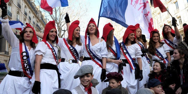 French Anti Gay Marriage Demonstrators Hit Paris Lyon