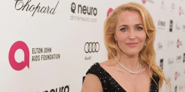 Gillian Anderson Opens Up About The Possibility Of Dating Women | HuffPost  Voices