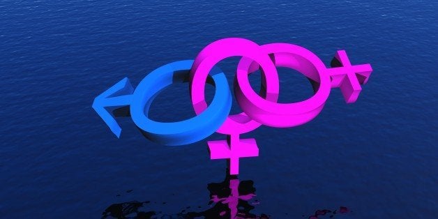 Bisexual woman upon ocean