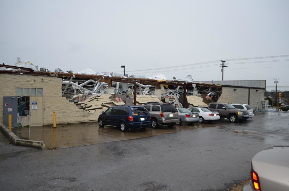 Building damaged in Mount Juliet, Tenn.