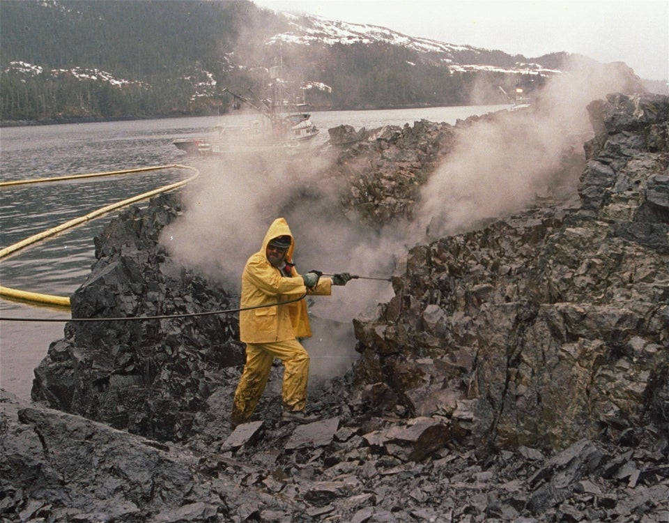 Emergency Responders Remember Exxon Valdez Spill's Impact On Wildlife ...