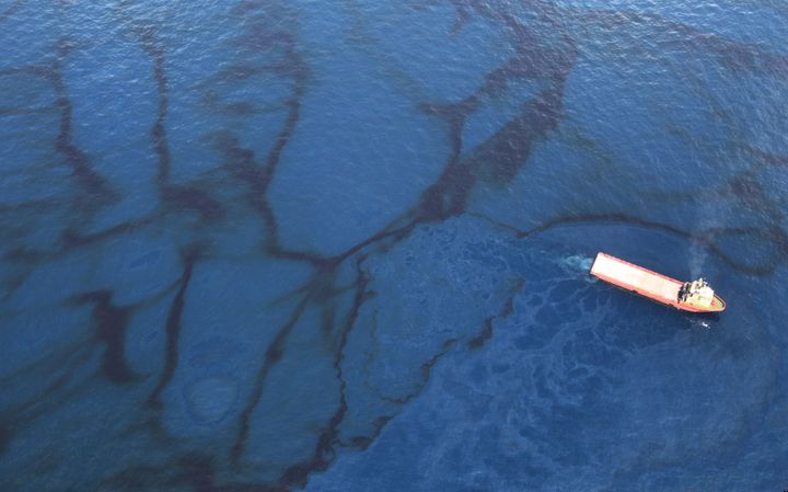 Six Judges Quit Oil Spill Lawsuits Due To Conflicts Of Interest ...