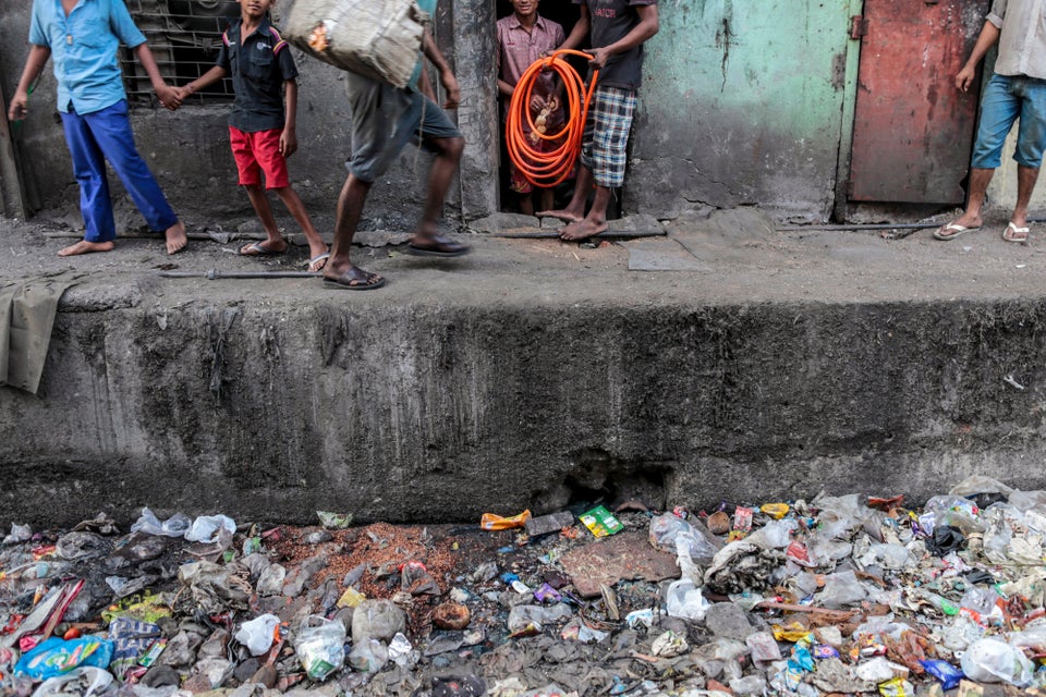 Growing garbage mound unnerves Domlur residents