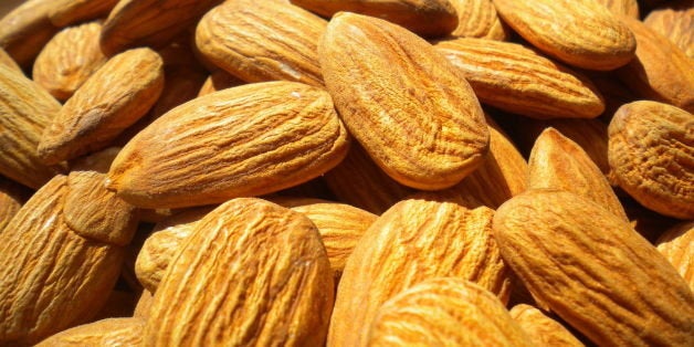 Raw California Almonds. Please credit HealthAliciousNess.com if you use this photo with a link back to <a href="http://www.healthaliciousness.com/" role="link" class=" js-entry-link cet-external-link" data-vars-item-name="www.healthaliciousness.com" data-vars-item-type="text" data-vars-unit-name="5bb168a9e4b09bbe9a60d080" data-vars-unit-type="buzz_body" data-vars-target-content-id="http://www.healthaliciousness.com/" data-vars-target-content-type="url" data-vars-type="web_external_link" data-vars-subunit-name="article_body" data-vars-subunit-type="component" data-vars-position-in-subunit="0">www.healthaliciousness.com</a> Thank you!