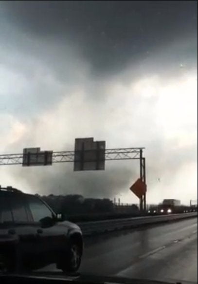 twister tornado scene