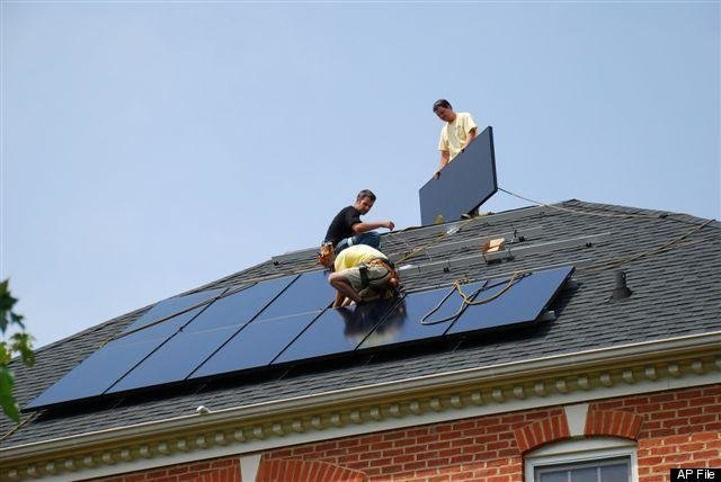 Amp Is Largest Solar Rooftop Project In America | HuffPost Impact
