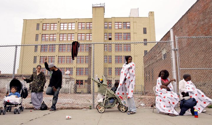 Picture The Homeless Teaching Homeless To Break In To Vacant Buildings Huffpost Impact