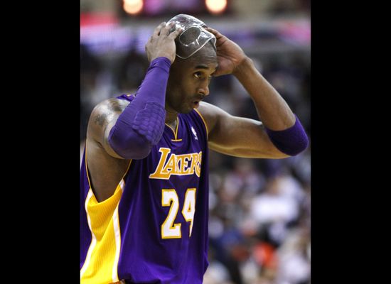 Kobe Bryant face mask: The history of the plastic basketball schnozz  protector.
