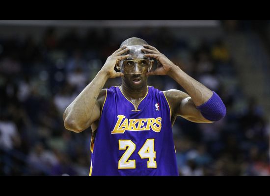 Kobe Bryant face mask: The history of the plastic basketball schnozz  protector.