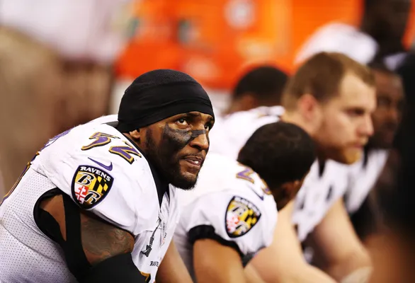 Chykie Brown Confetti Snow Angel: Ravens CB Celebrates Super Bowl Victory  (GIF)