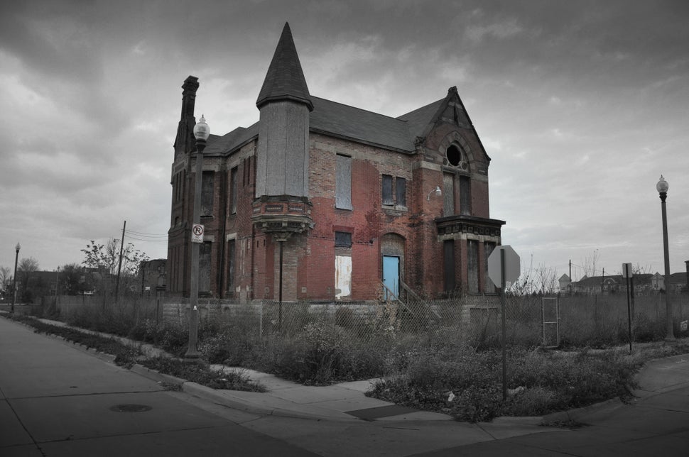 19 Eerie Photos That Put America's Problems In Plain Sight HuffPost