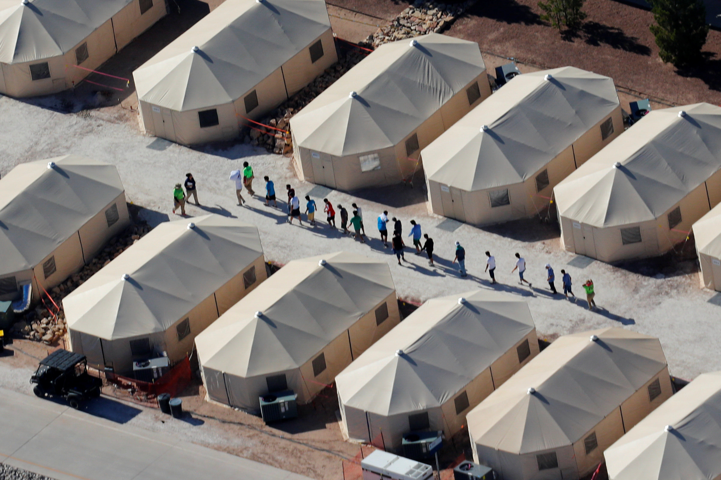 Trump Administration Quietly Moves 1,600 Migrant Children To Texas Tent ...