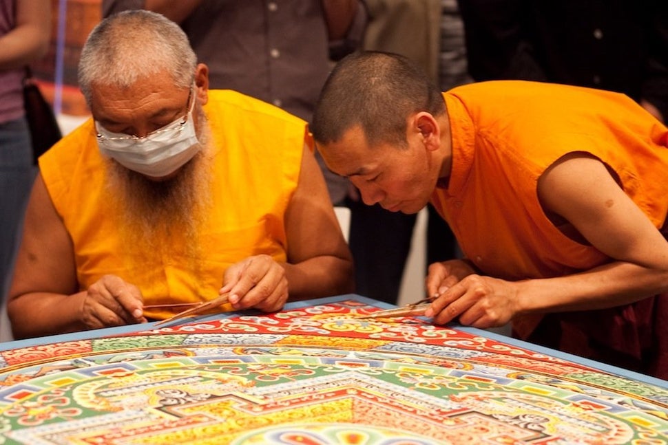 Tibetan Monks Create Wildly Intricate Sand Painting, Before Washing It