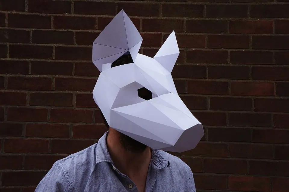 Still Need Halloween Costume? Print These Gorgeous Geometric Masks An Outfit | Entertainment