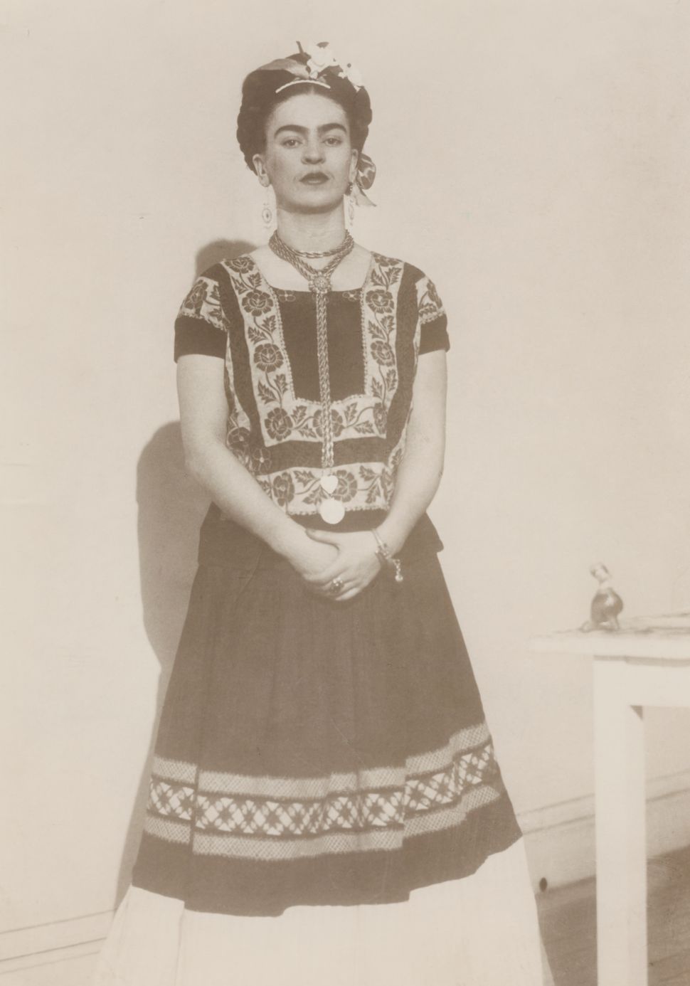 Enchanting Vintage Photographs Of Frida Kahlo Perfectly Capture The ...