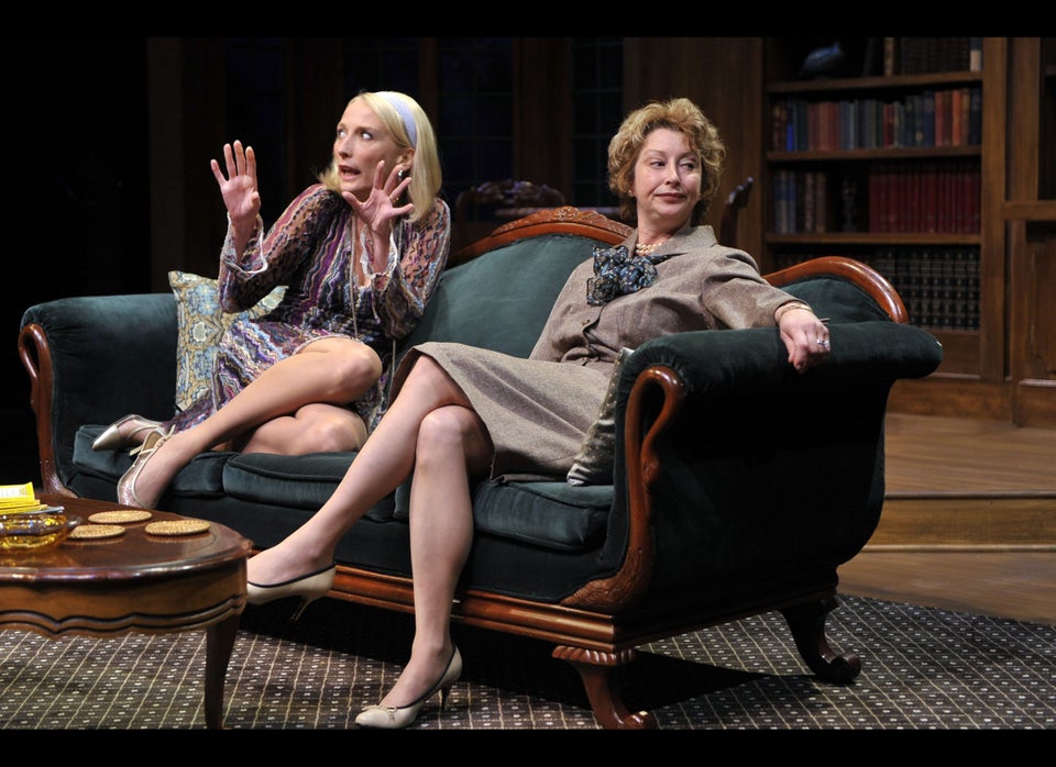 <em>Julia (Carrie Paff) and Agnes (Kimberly King) share an uncomfortable mother/daughter moment in Edward Albee's </em><em>A