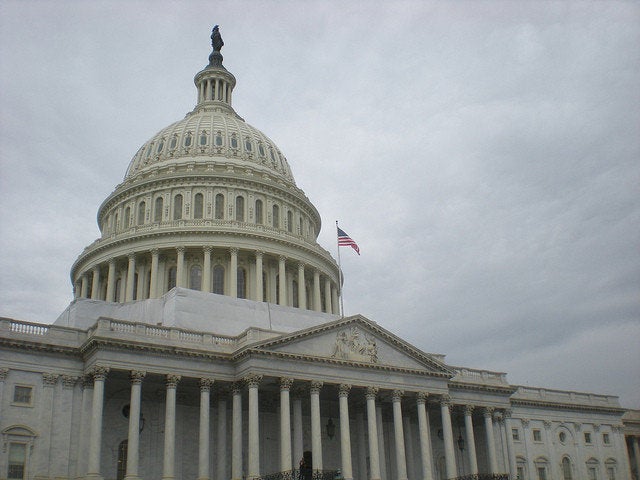 description 1 A view of the United States Capitol Building | date 2012-03-30 | source http://www. flickr. com/photos/66623775@N00/6928688426/ ... 