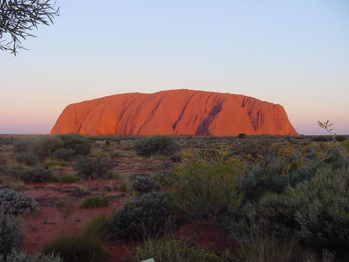 Description 1 Det heliga berget Uluru eller Ayers Rock i centrala Australien | Source Photo taken by author | Author Ulfpandersson | Date ...