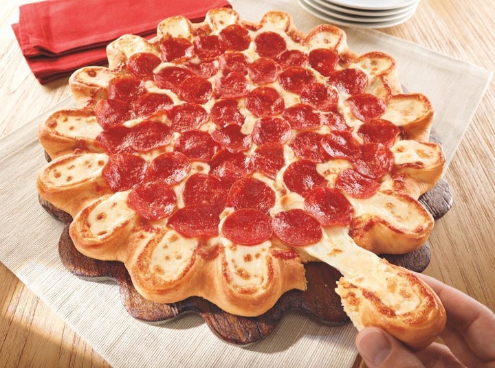 How Pizza Hut stopped innovating its pizza and fell behind