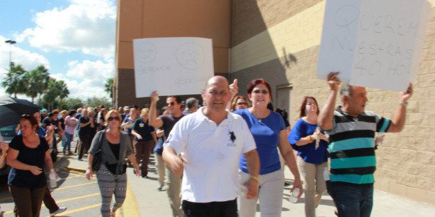 Walmart Workers Strike At Miami Area Store Huffpost