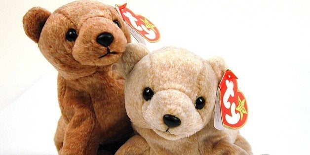 Pair of Beanie Baby bears, Pecan & Almond. (Photo by Urbano Delvalle//Time Life Pictures/Getty Images)