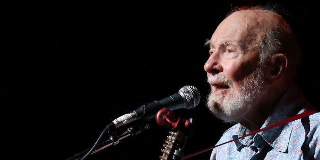 NEW YORK, NY - DECEMBER 14: Pete Seeger performs on stage during the Bring Leonard Pelitier Home 2012 Concert at Beacon Theatre on December 14, 2012 in New York City. (Photo by Neilson Barnard/Getty Images)