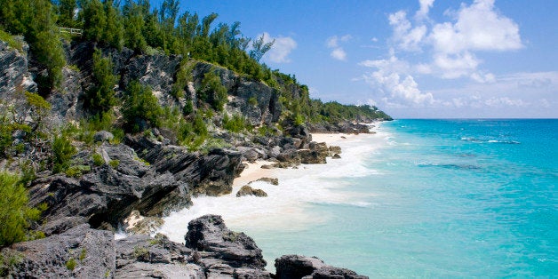 WARWICK PARISH, WARWICK, BERMUDA - 2007/08/15: Secluded Astwood Cove beach. (Photo by John Greim/LightRocket via Getty Images)