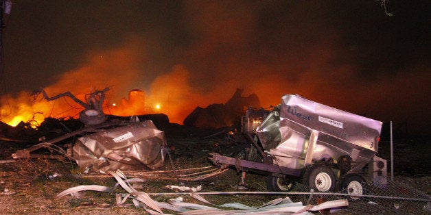 A fire burns at a fertilizer plant in West, Texas after an explosion Wednesday April 17, 2013 (AP Photo/Michael Ainsworth/The