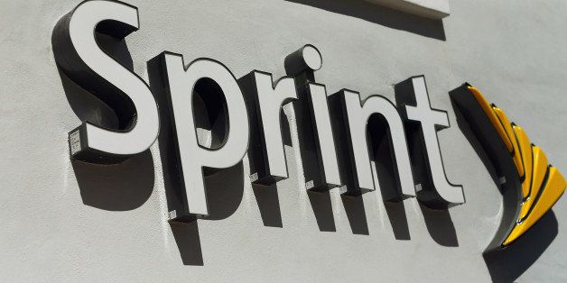MIAMI, FL - OCTOBER 15: A Sprint Nextel cell phone store is seen on October 15, 2012 in Miami, Florida. Japan's Softbank announced it will buy a 70 percent stake in the U.S. mobile carrier Sprint Nextel for about $20 billion. (Photo by Joe Raedle/Getty Images)
