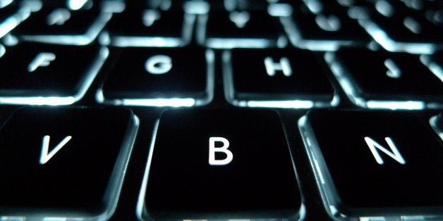 <a href="http://nos.nl/artikel/429341-16jarige-achter-cyberaanvalvideo.html" rel="nofollow">nos.nl/artikel/429341-16jarige-ac