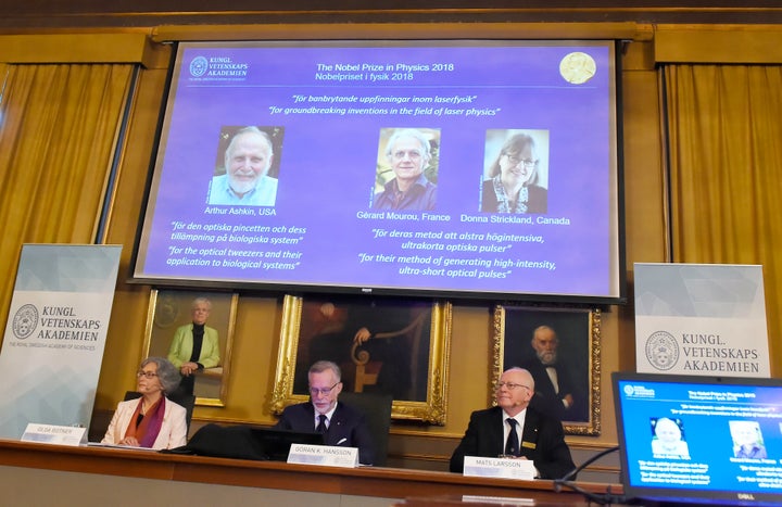 Arthur Ashkin of the United States, Gérard Mourou of France and Donna Strickland of Canada won the Nobel Prize in physics. 