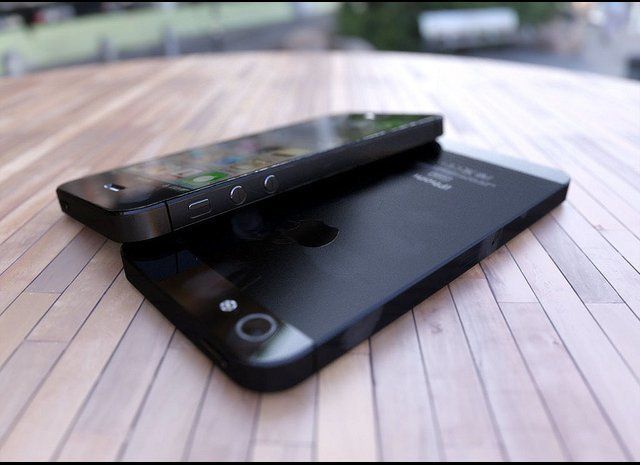 The iPhone 5 Might Look Like This