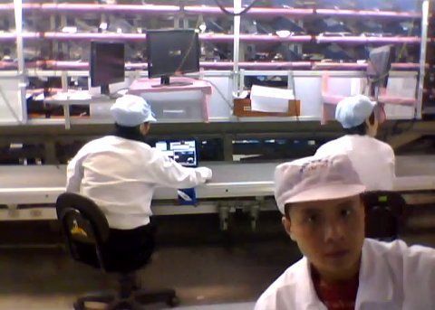 New Hp Laptop Accidentally Comes Loaded With Video Of Chinese Workers Assembling It Watch Huffpost
