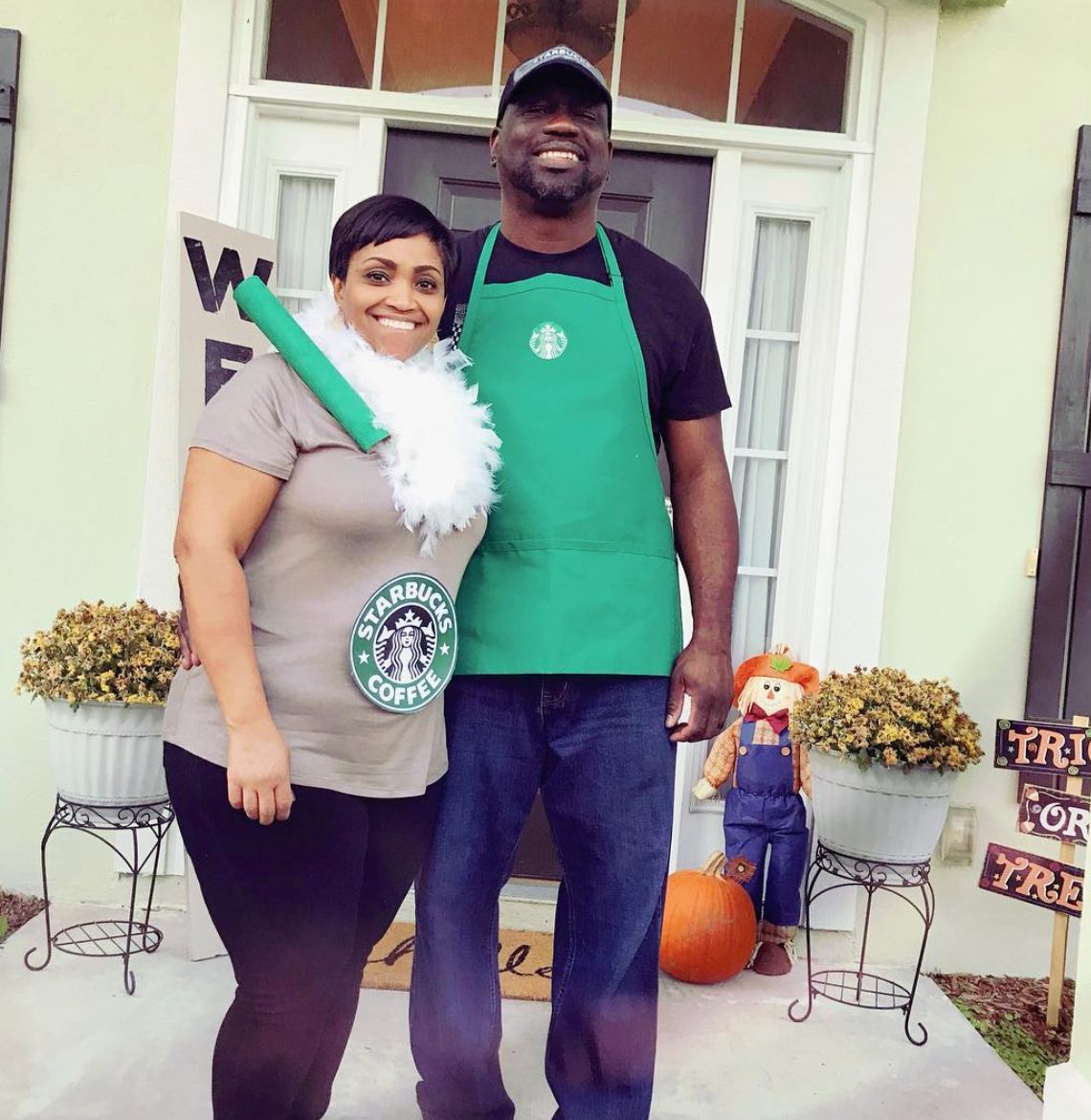 27 DIY Couples Costumes That Will Be A Big Hit At The Halloween Party HuffPost Life photo