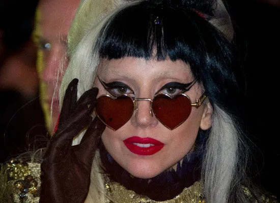 Lady Gaga Wins Top Bid for Dinner with Van Zandts HuffPost